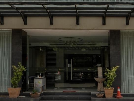 Osaka Hotel Batam Nagoya Exterior photo